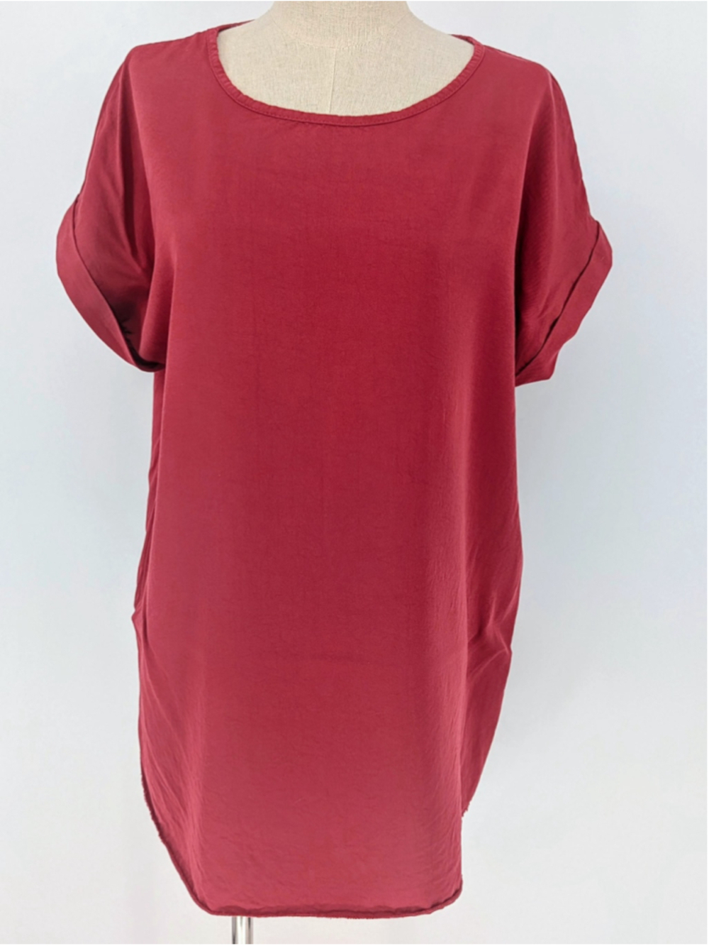 Made in Italy Women’s Tencel Tunic Top Red Dolman Sleeve High Low Hem Fits L